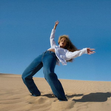 Ella-Eyre-everything-in-time-24BIT-WEB-FLAC-2025-ENRi-CH.jpg