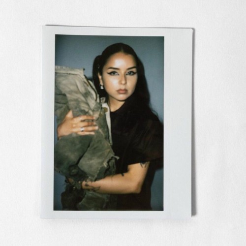 Lexa-Gates-I-Am-16BIT-WEB-FLAC-2026-ENRi-CH.jpg