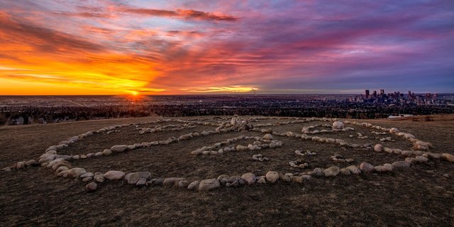 shutterstock-1291900252-medicine-wheel-2000w.jpg