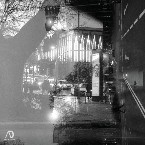 00-lakej-hyperreality-ep-ad002-web-2026-cover.jpg