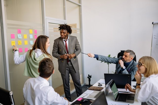 online-facilitator-training-program-train-the-trainer.jpg