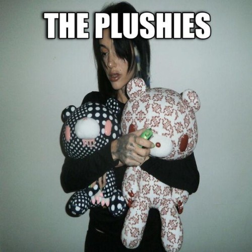 Clara-Kimera-the-plushies-EP-WEB-2026-ENRi-CH.jpg